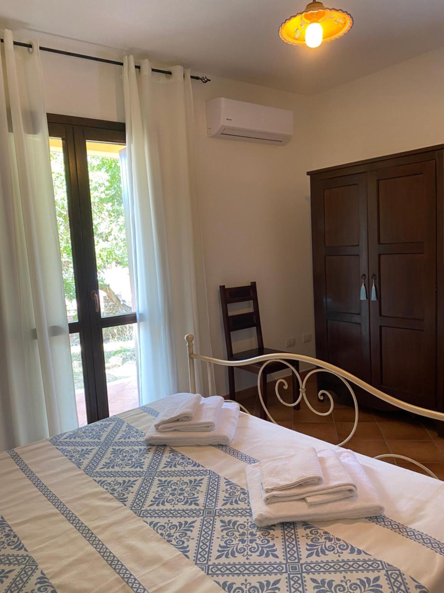 Case Vacanze Villa Rosita 圣特奥多罗 外观 照片