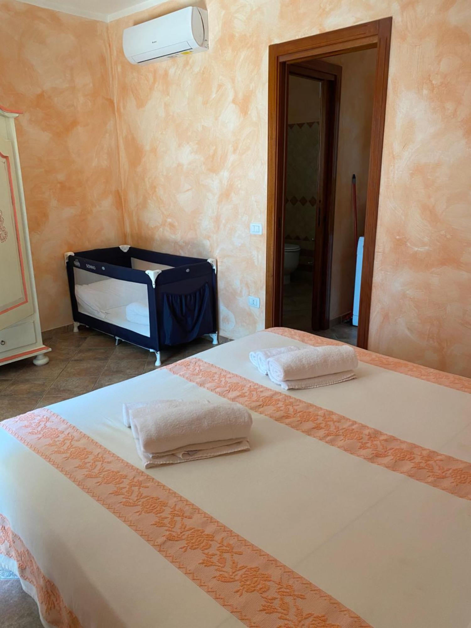 Case Vacanze Villa Rosita 圣特奥多罗 外观 照片